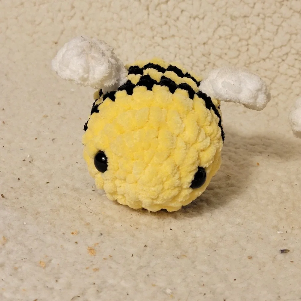 Crochet Bee‎ Handmade Yellow Black 6 Inch Plush Stuffed Animal